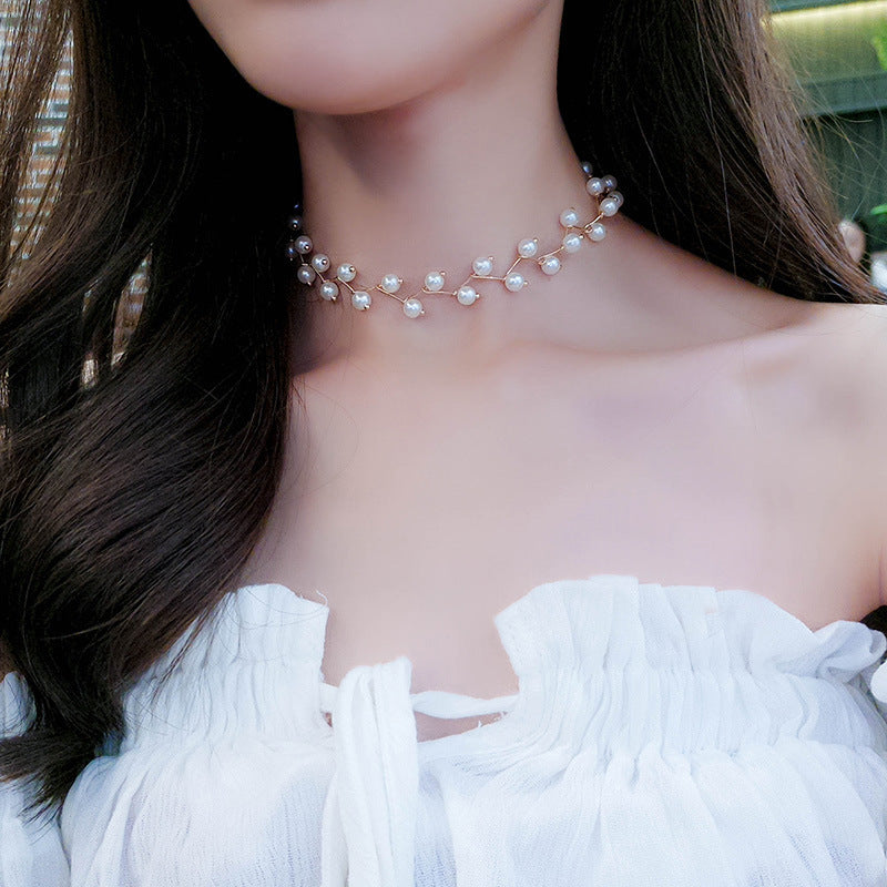 Fashion Pearl Neckband Simple Short Clavicle Chain