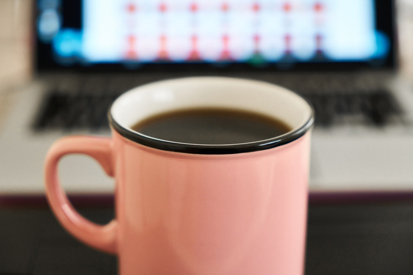 Pink Self Heating Mug